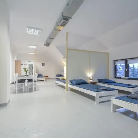 Pokoje Chycow Potok Hostal