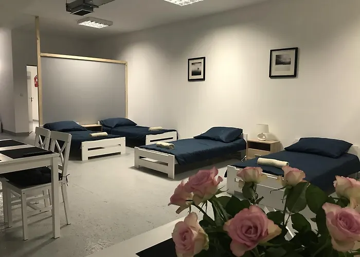 Pokoje Chycow Potok Hostal *