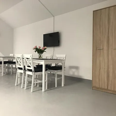 Pokoje Chycow Potok *